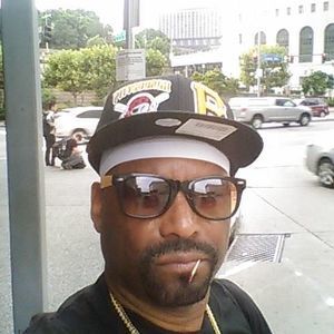 Meet your Posher, Raymond